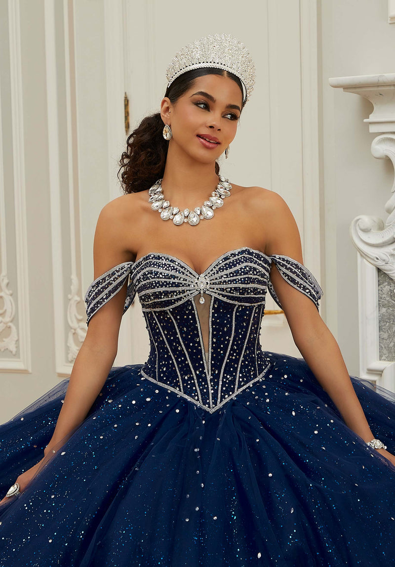 Vestido de quinceañera de tul brillante con cuentas de cristal y diamantes