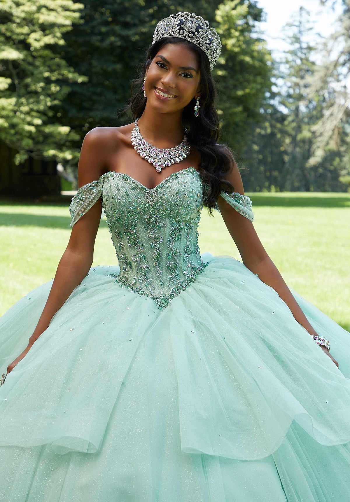 Vestido de quinceañera con corpiño tipo corsé y cuentas de cristal y diamantes de imitación