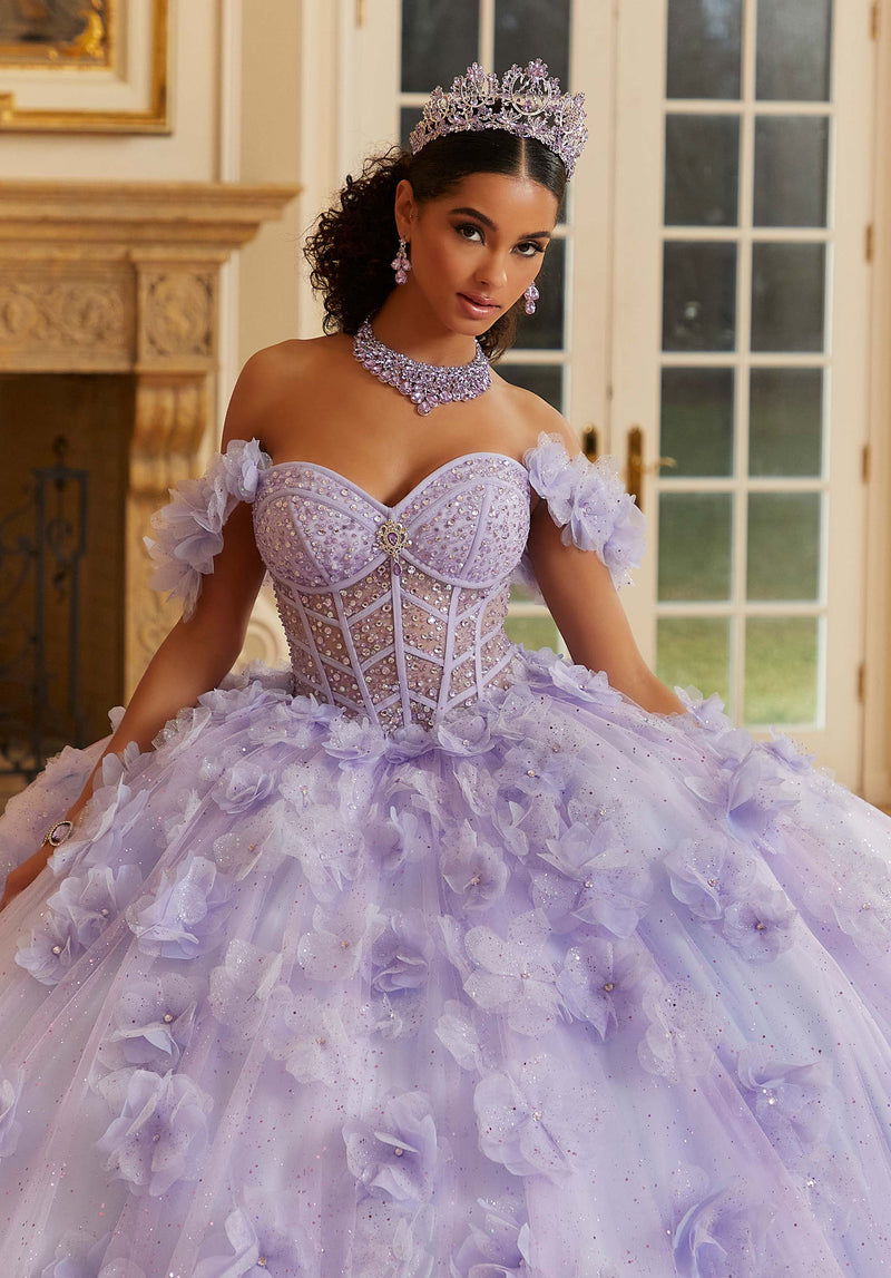 Vestido de quinceañera de tul brillante en capas con flores tridimensionales