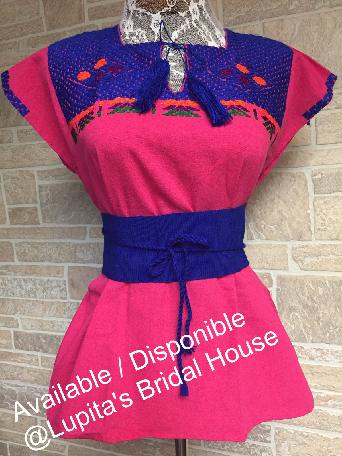 Blusa bordada artesanalmente con cinturón de moda - Bubble Gum